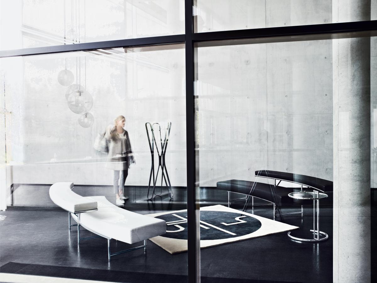 ClassiCon, E1027-Beistelltisch, Stahl schwarz