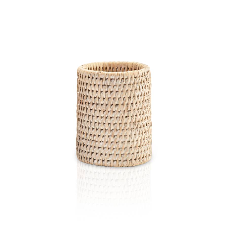 Decor Walther Becher aus hellem Rattan.
