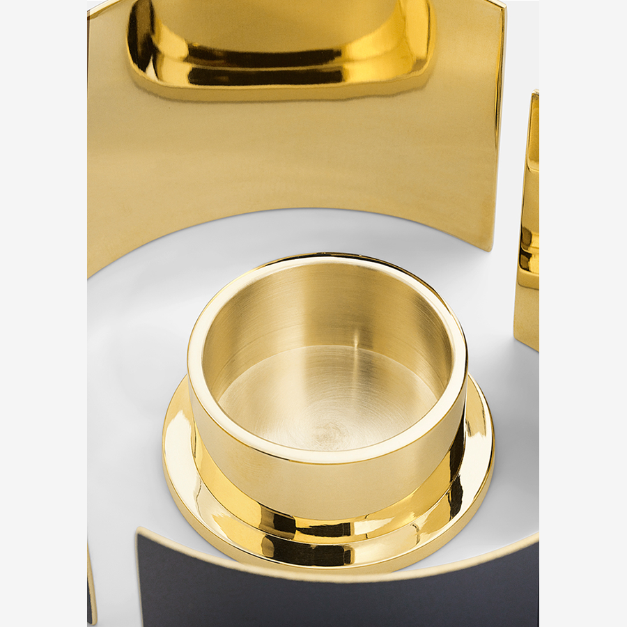 Kerzenhalter von Skultuna in Gold und Grau