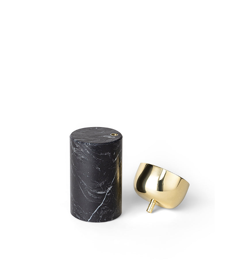 skultuna-streamers-mittel-marmor-600-BL-M-C-kerzenhalter-styledhomeobjects
