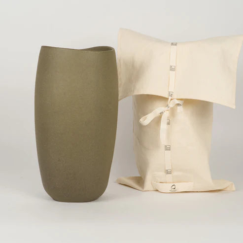 Mon Dada, Doteki Vase Moss