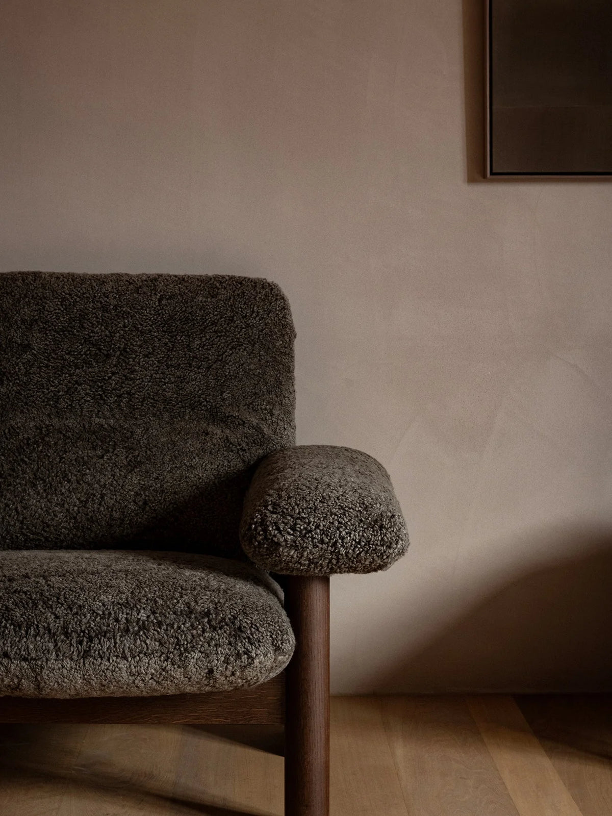 Audo Copenhagen, Brasilia Lounge Chair, Schaffell