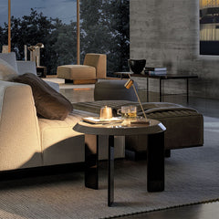 Tischlampe in Trizo Aude in Brass. 