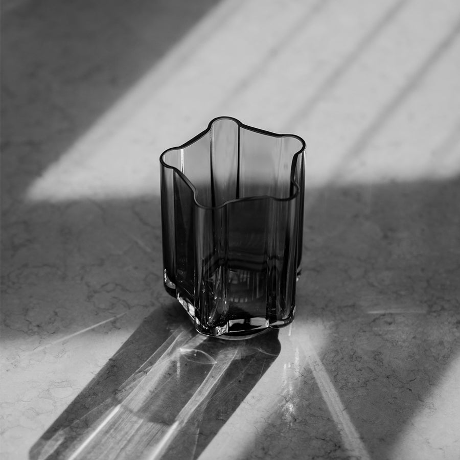Louise Roe Vase Funki in Smoke 